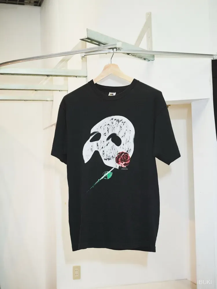 アパレル ヴィンテージ半袖Tシャツのカット